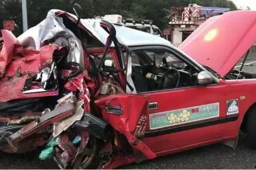 龙泉车祸最新爆料视频,事故现场惊心动魄瞬间  第2张